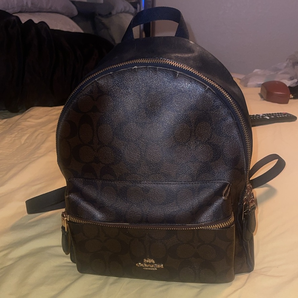 Coach Charlie Medium Brown Leather Backpack Unisex. F32200